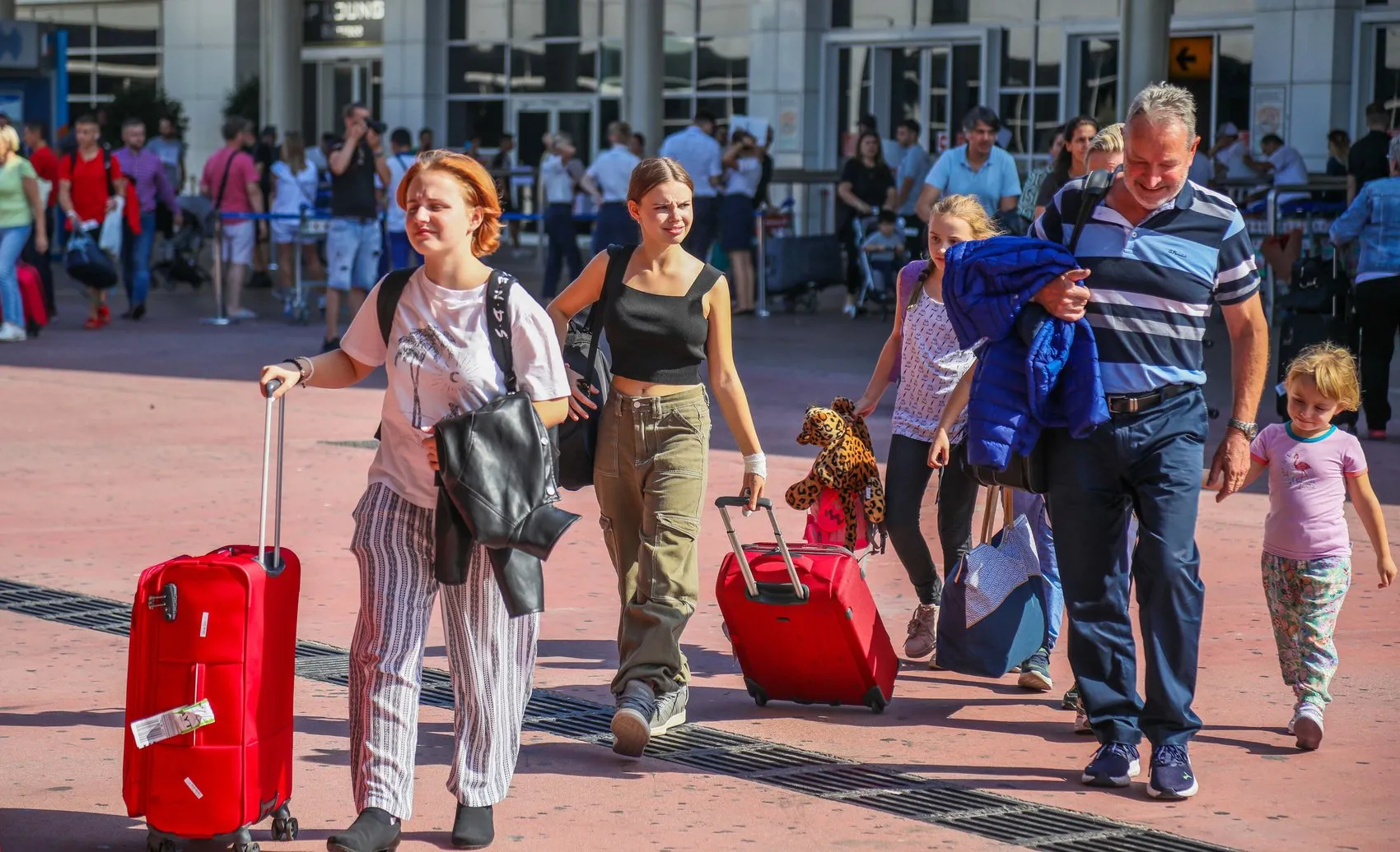 Antalya turizminde ilk yarı karnesi 5,5 milyon turist geldi