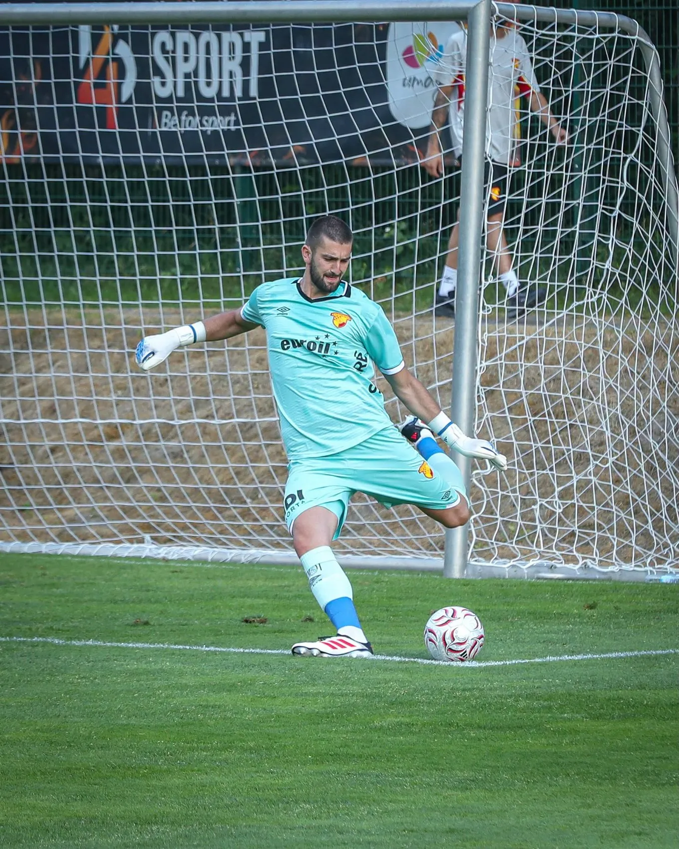 Göztepe rotasını kendi gençlerine çevirdi