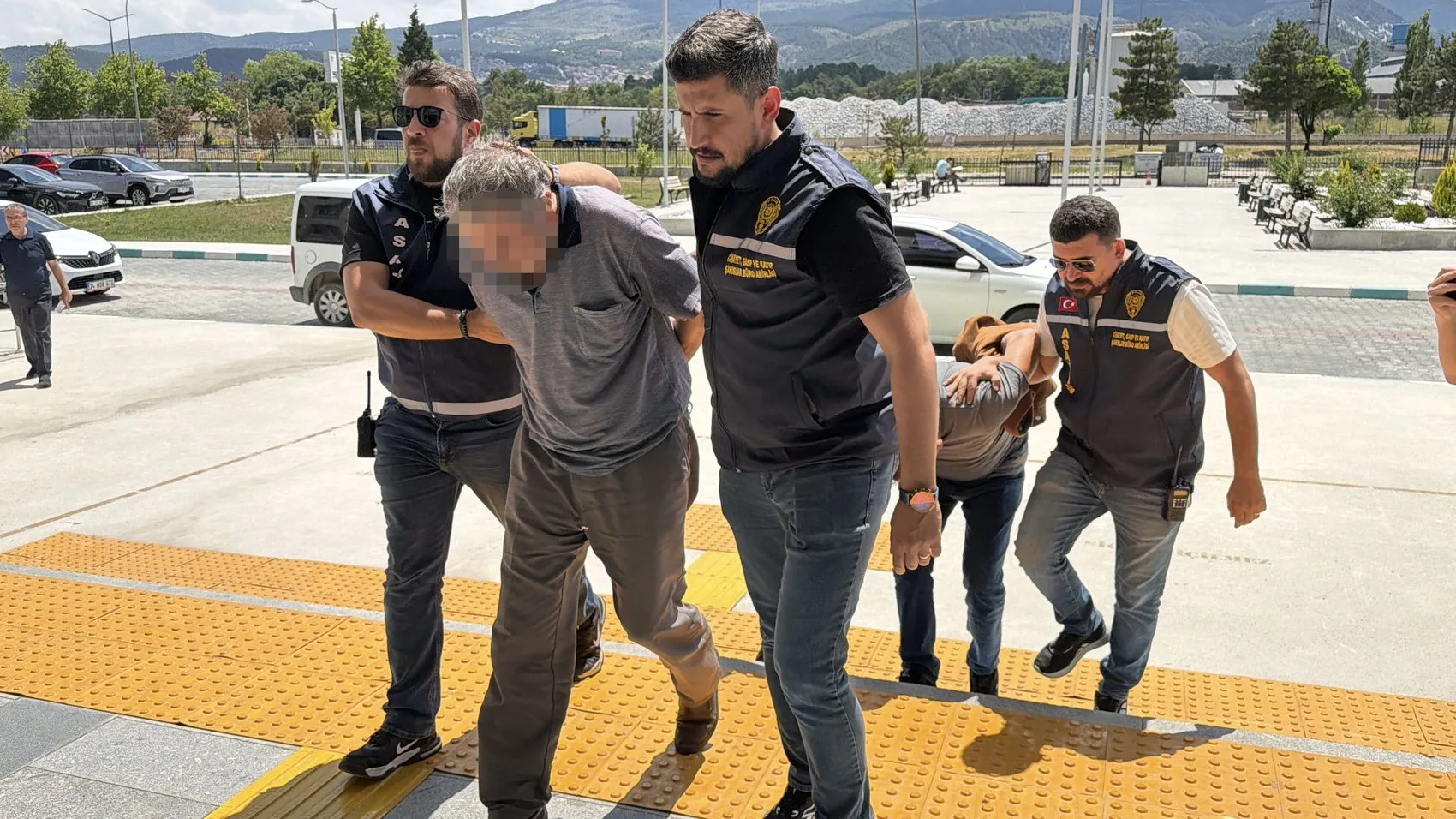 Kütahya’da 300 bin liralık kirli pazarlıkla servisçi avı