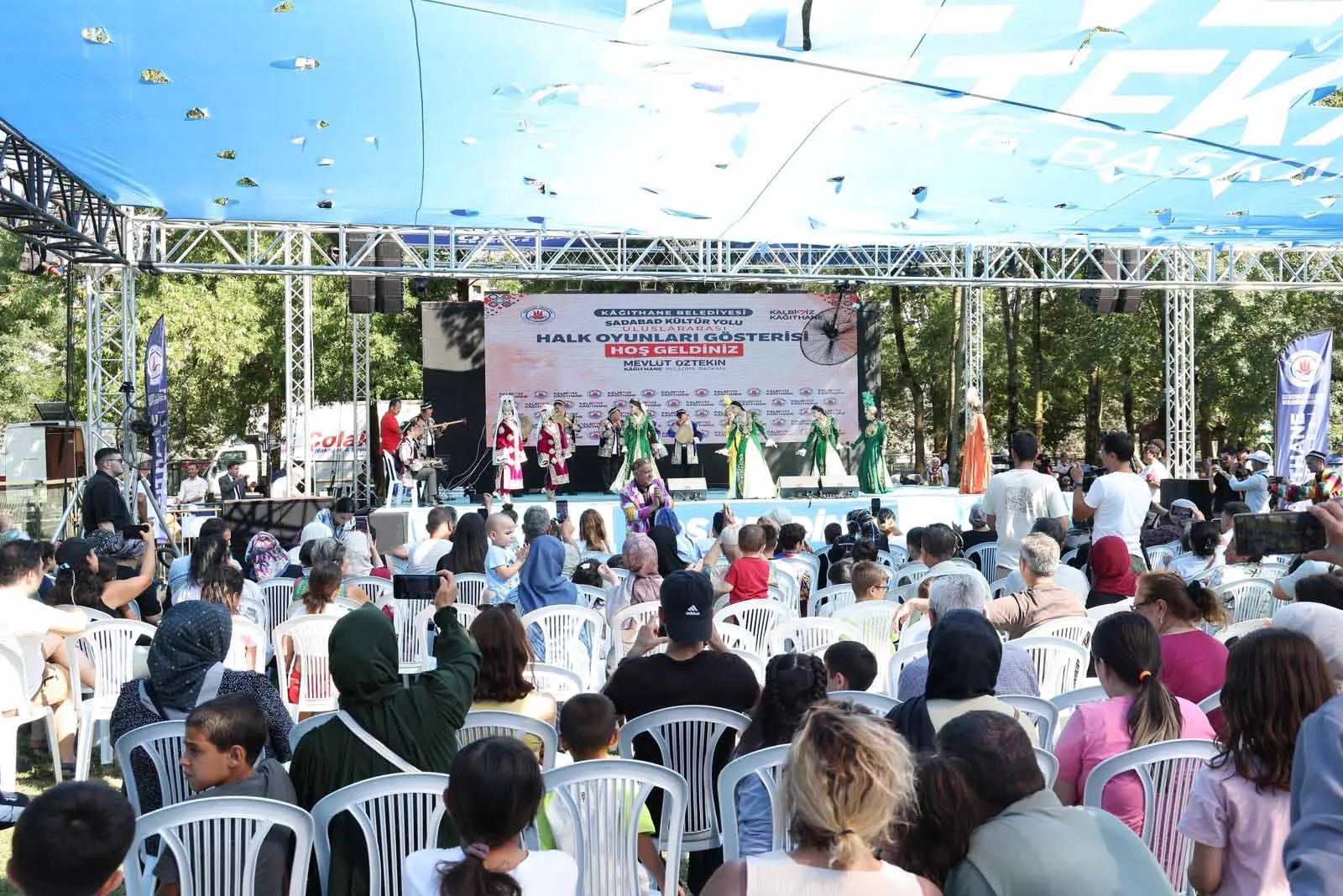 Kağıthane’de binlerce kişilik şölen havası yaşandı