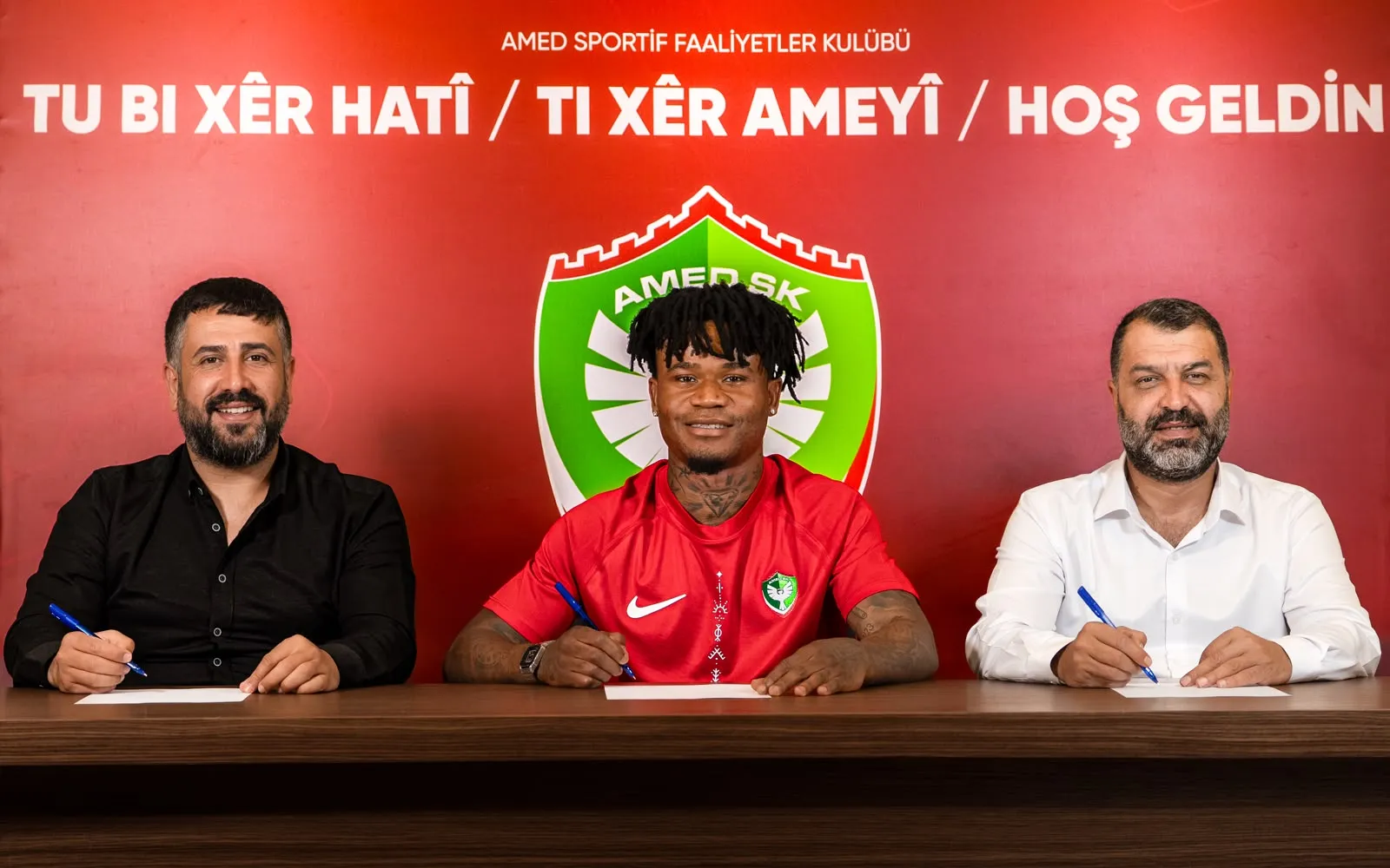 Amedspor'dan dev transfer hamlesi Gift Orban imzayı attı