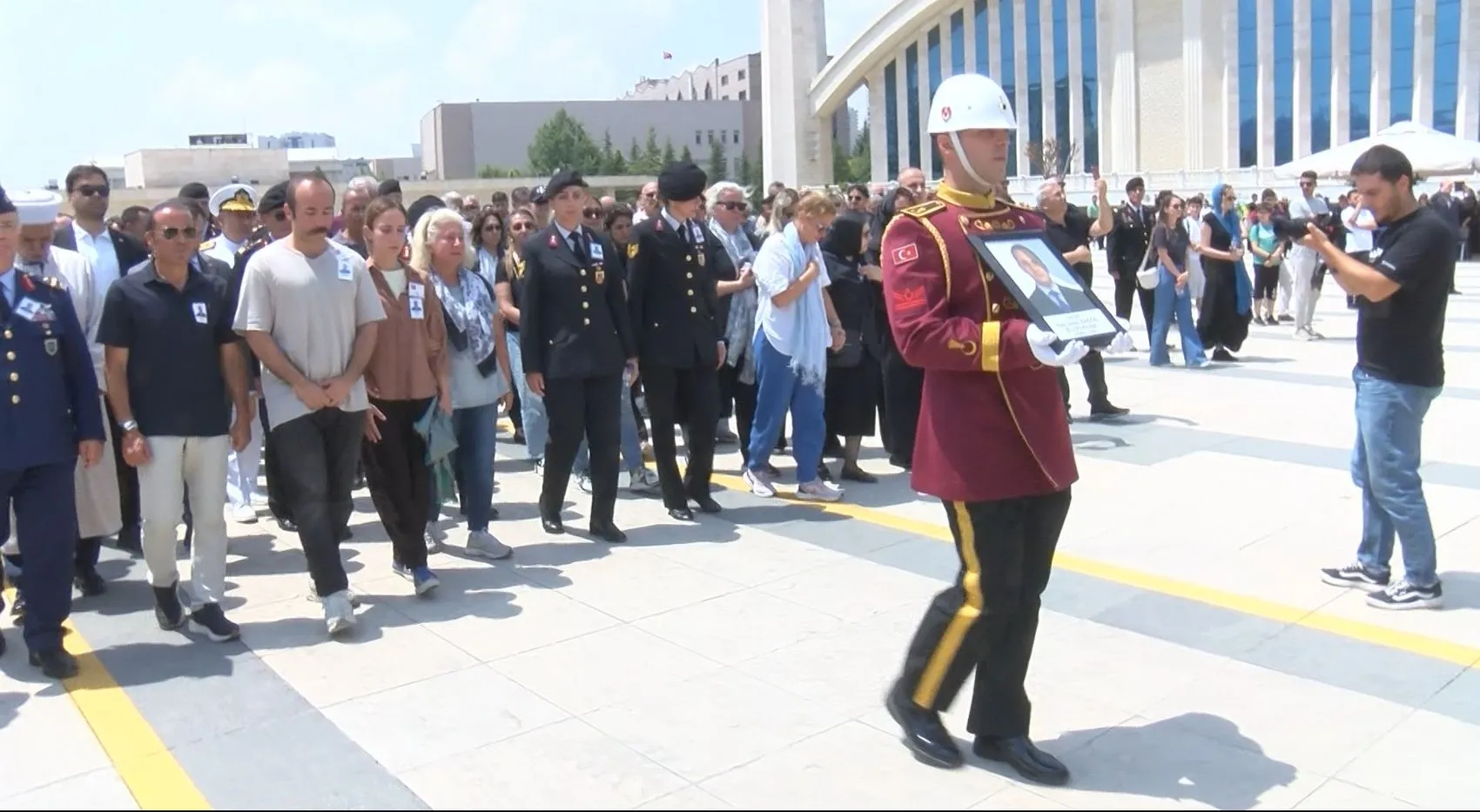 Ankara'daki helikopter kazasında hayatını kaybeden pilot son yolculuğuna uğurlandı