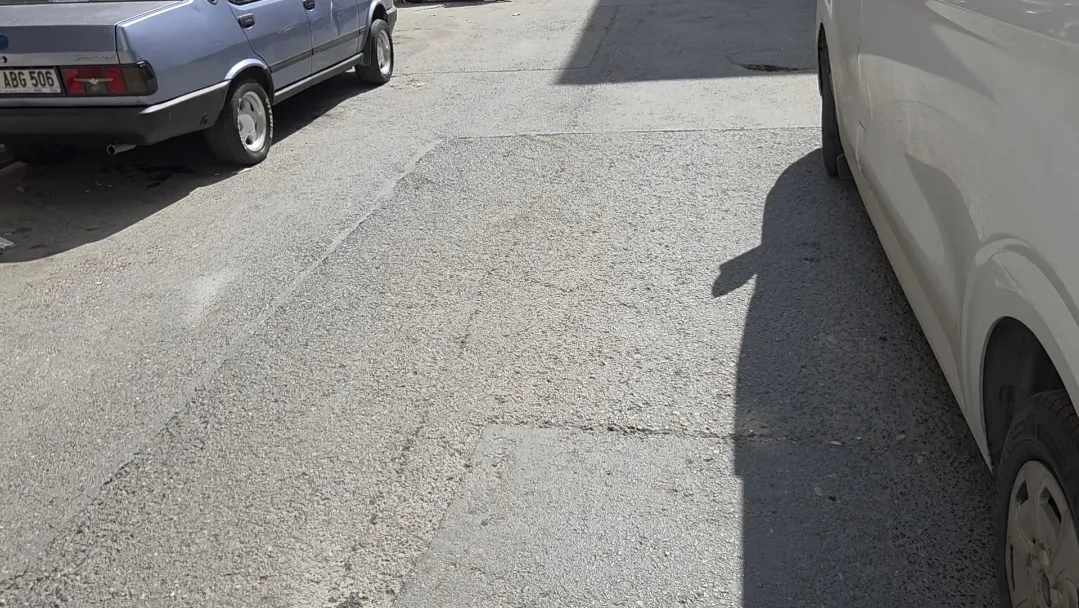 Esenler'de kahreden kaza Dedesinin aracıyla çarptığı 2 yaşındaki Aybüke hayatını kaybetti