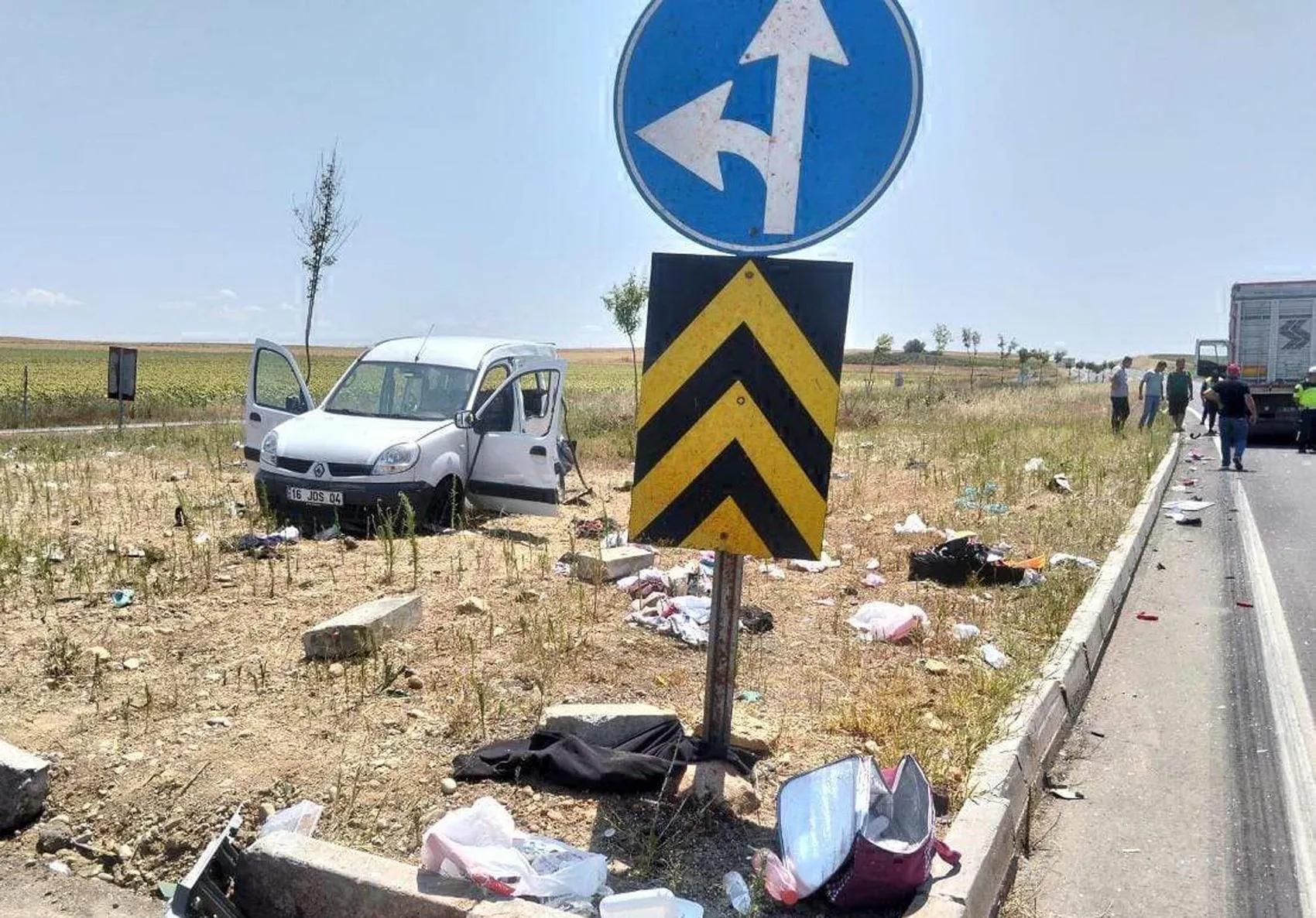 Tekirdağ'da kavşak kazası 2 kişi hayatını kaybetti