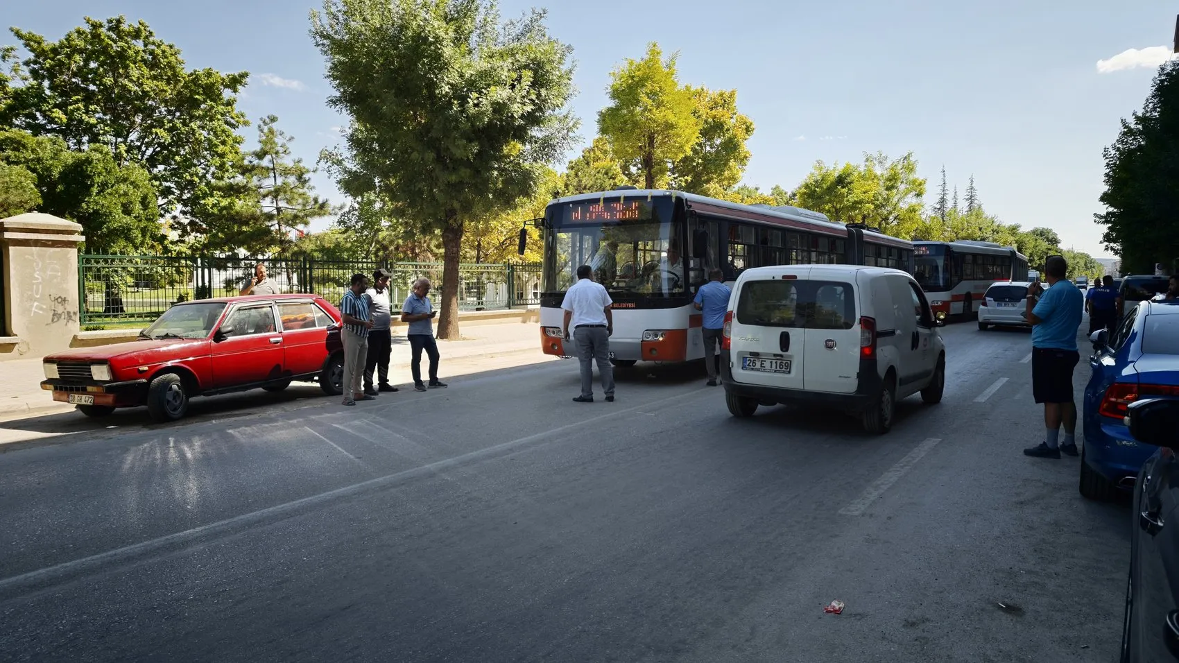Eskişehir’de belediye otobüsü 7 yaşındaki çocuğa çarptı