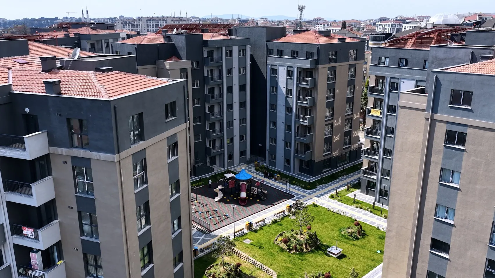 Tuzla'da kentsel dönüşümle yenilenen evlerde yaşam başladı