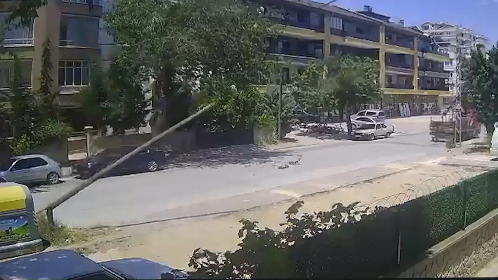 Konya’da hatalı vinç kullanımı trafiği birbirine kattı