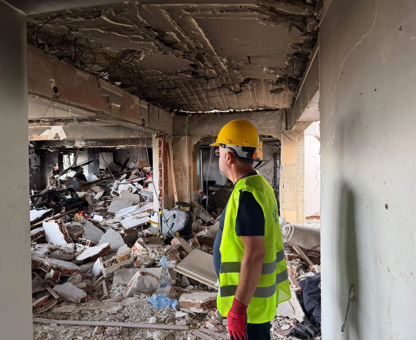 Çorlu’daki apartman faciasının bilançosu gün ağarınca ortaya çıktı