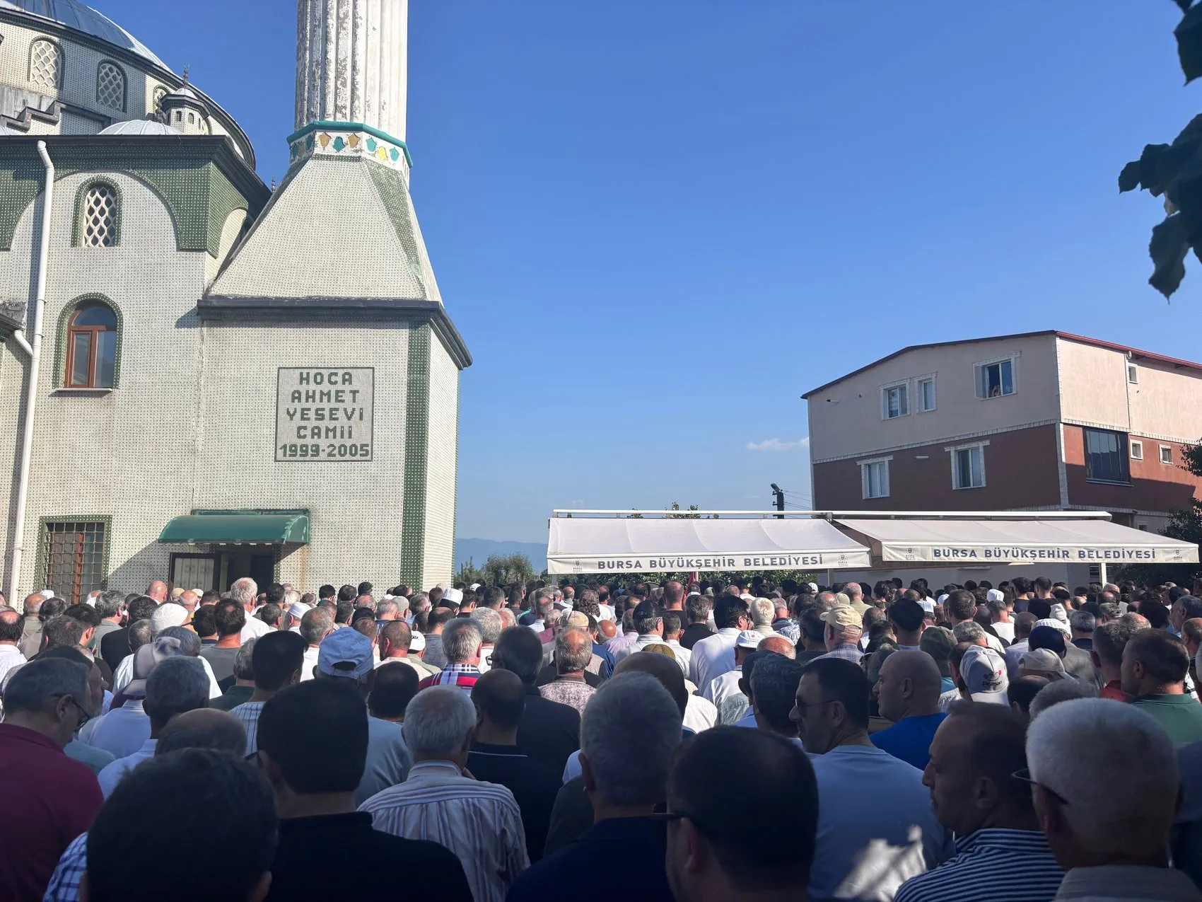 Sivas yolunda can veren 5 yaşındaki Kerem Ali toprağa verildi