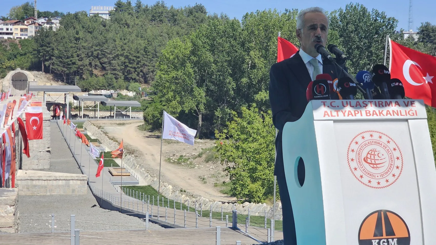 1500 yıllık köprü restore edildi, Ankara yoluna yeni hat geliyor