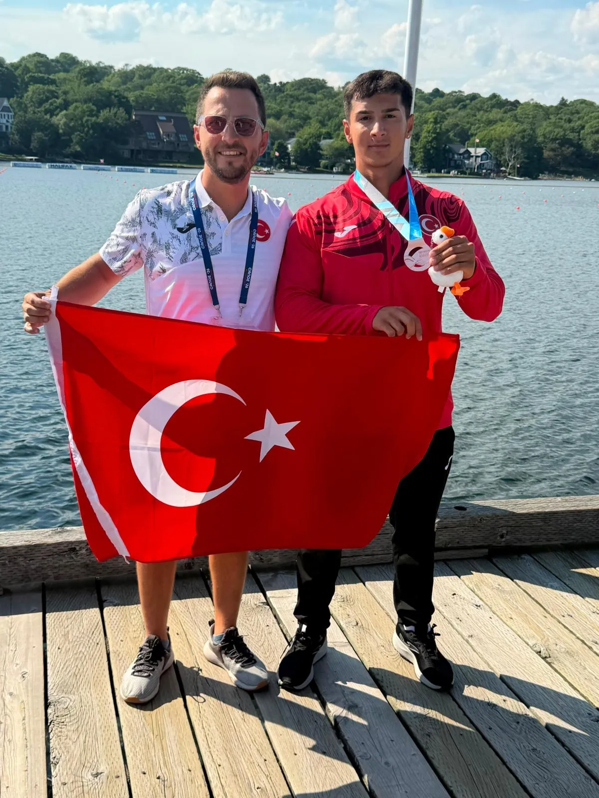 Milli kanocu Rahmi Kaan Karahan dünya şampiyonu oldu
