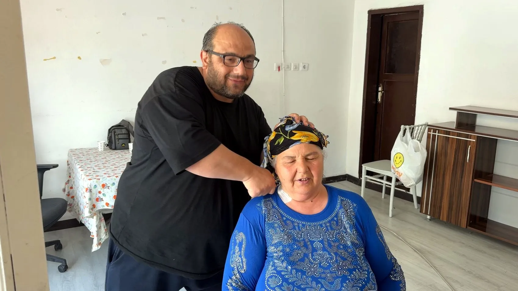 26 yıl sonra karşılaştığı eski eşini bıçakladı