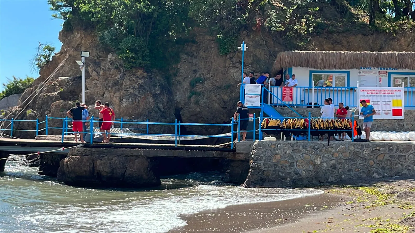 Zonguldak'ta denize giren genç dalgalara kapılarak kayboldu