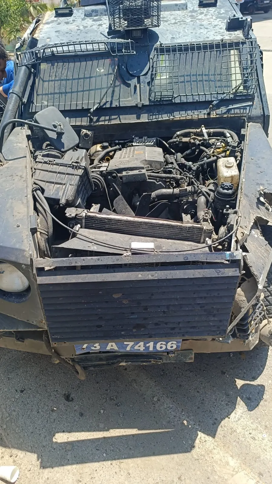Cizre'de zırhlı aracın kaza yapması sonucu iki polis yaralandı