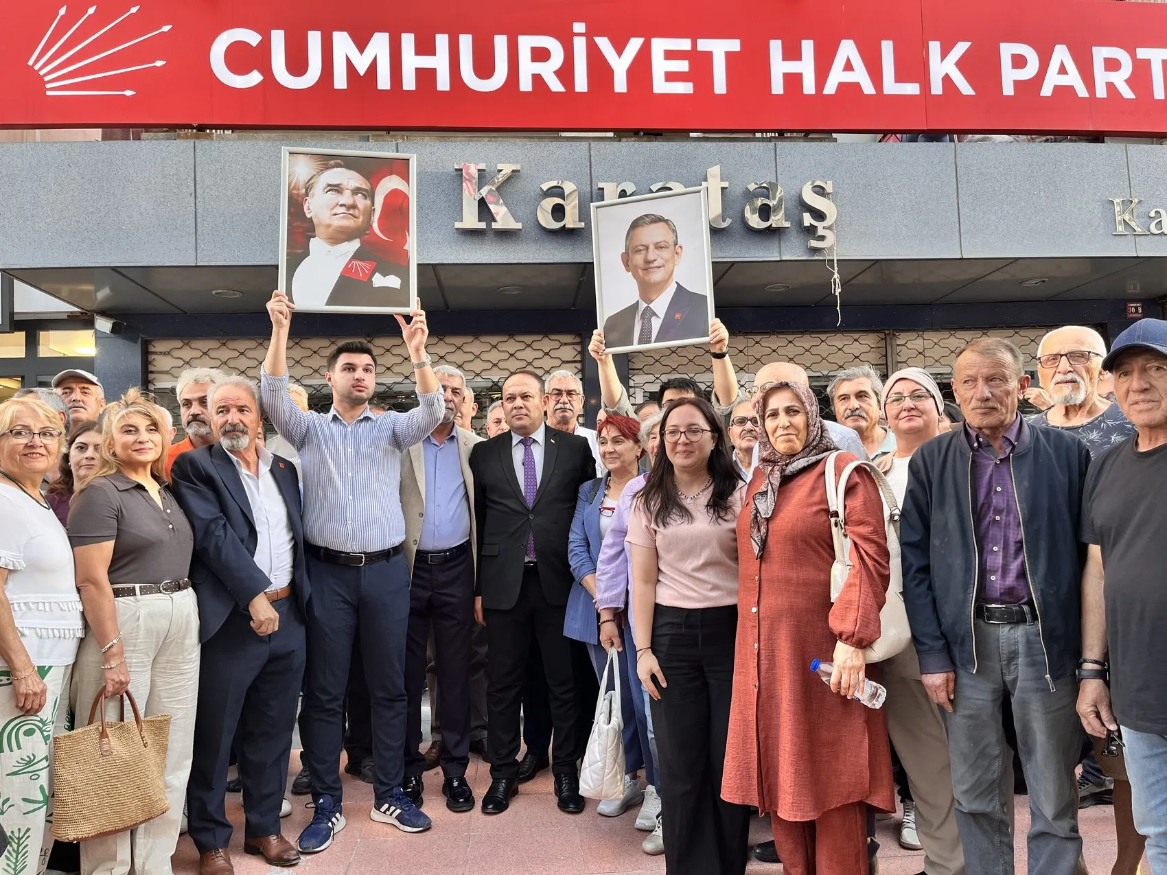 Çankırı'da CHP'li isimlerden toplu istifa ve yeni parti kararı