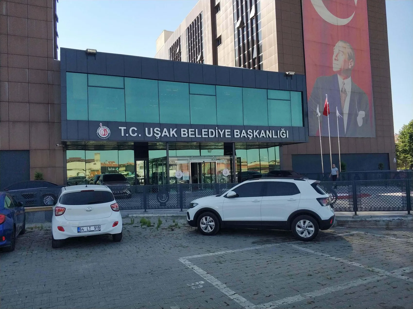 Uşak Belediyesi soruşturmasında 15 kişi hakim karşısına çıkıyor