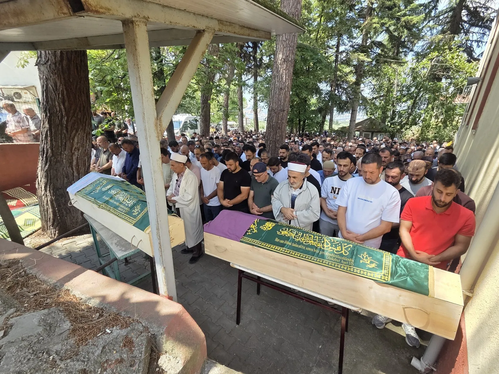 Yalova'daki motosiklet kazasında genç çift hayatını kaybetti