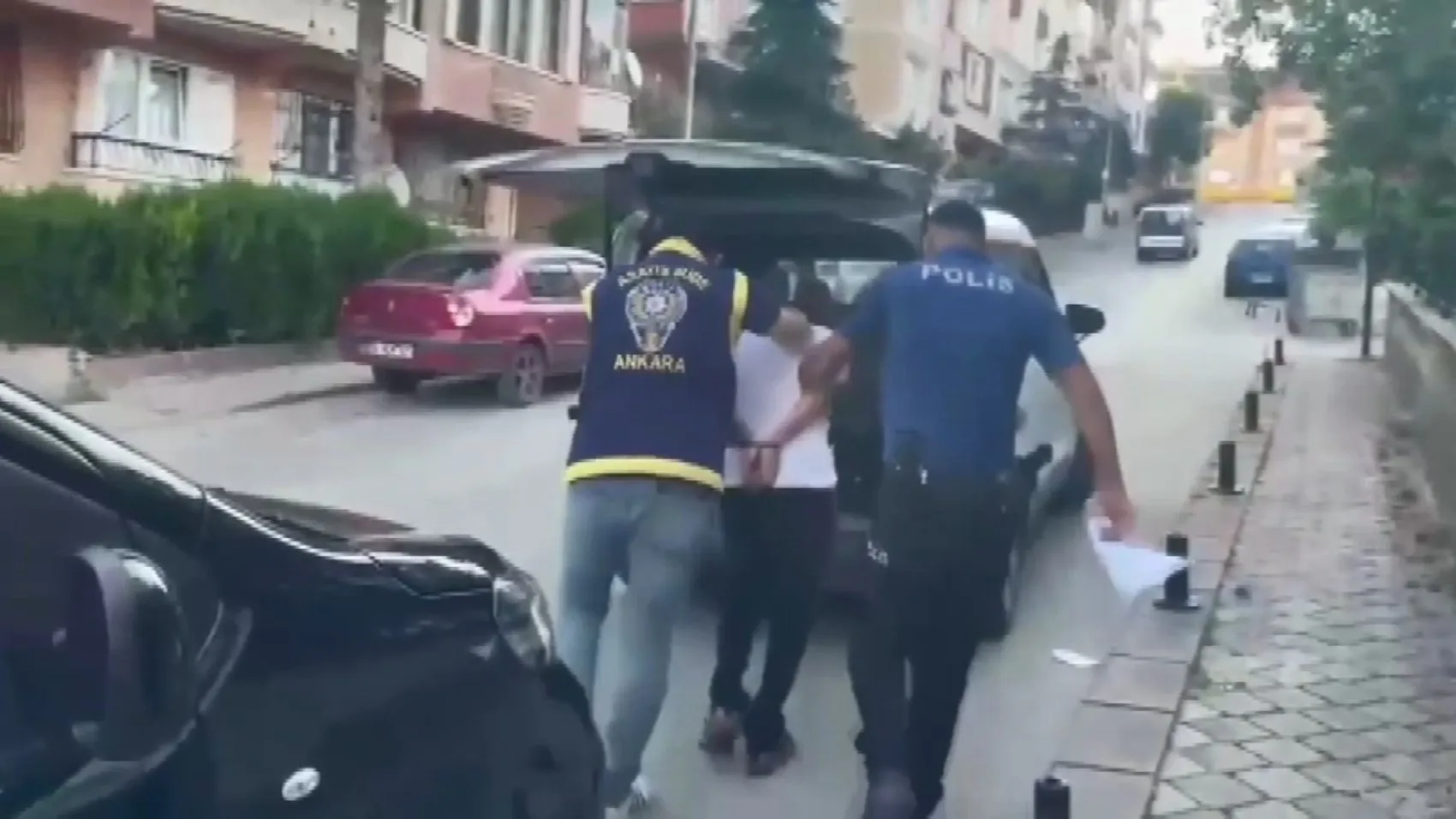 Ankara'da NATO zirvesi öncesi silahlı şüphelilere büyük operasyon