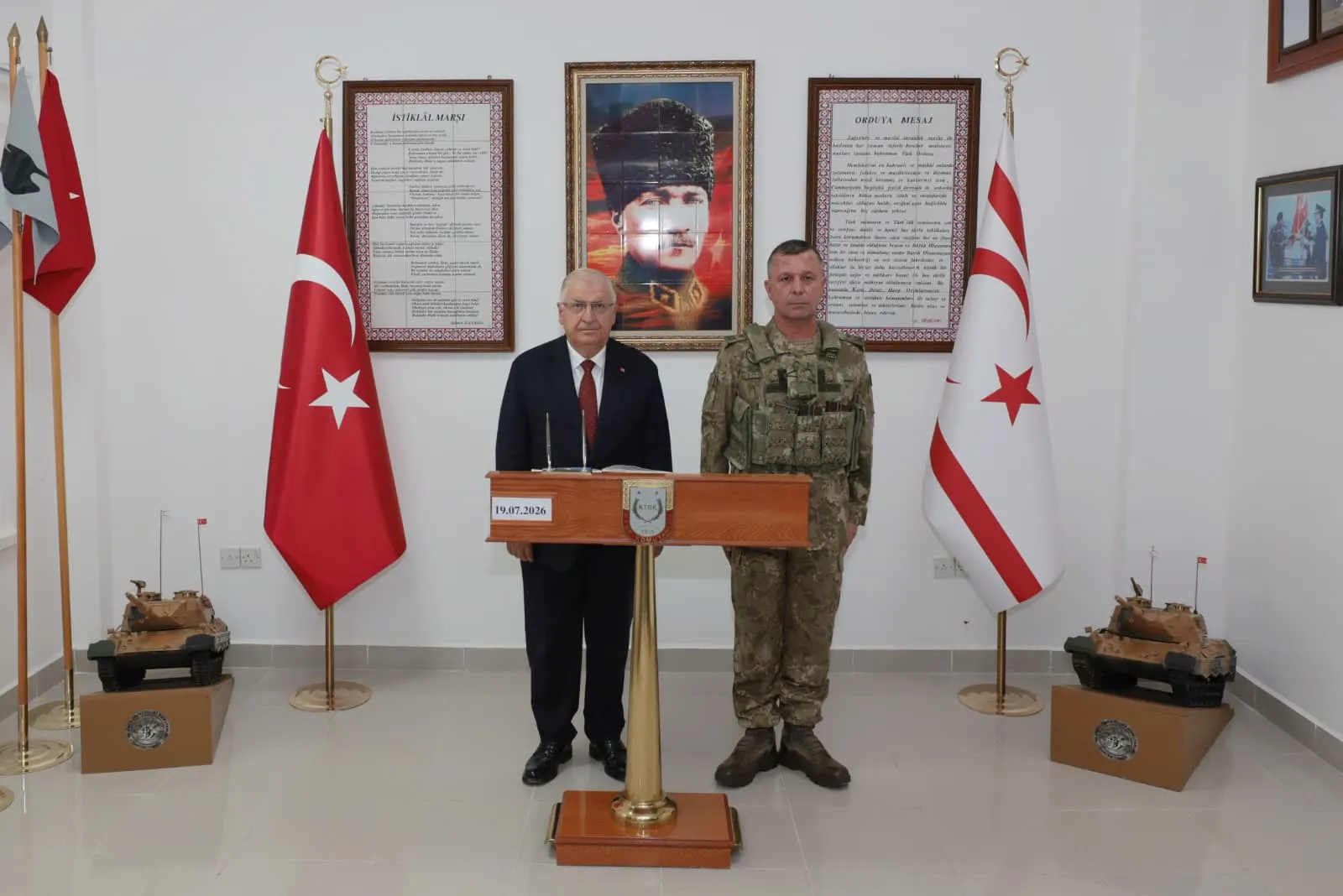 Bakan Güler Kıbrıs’ta birlikleri denetledi