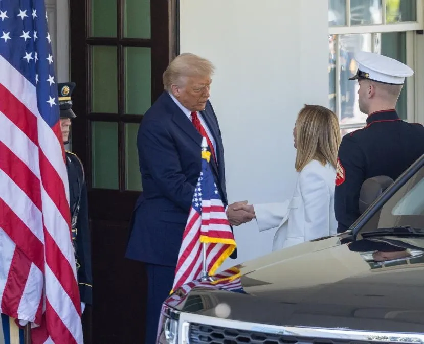 Trump İtalya Başbakanı Meloni için uzaklaştırma kararı istedi