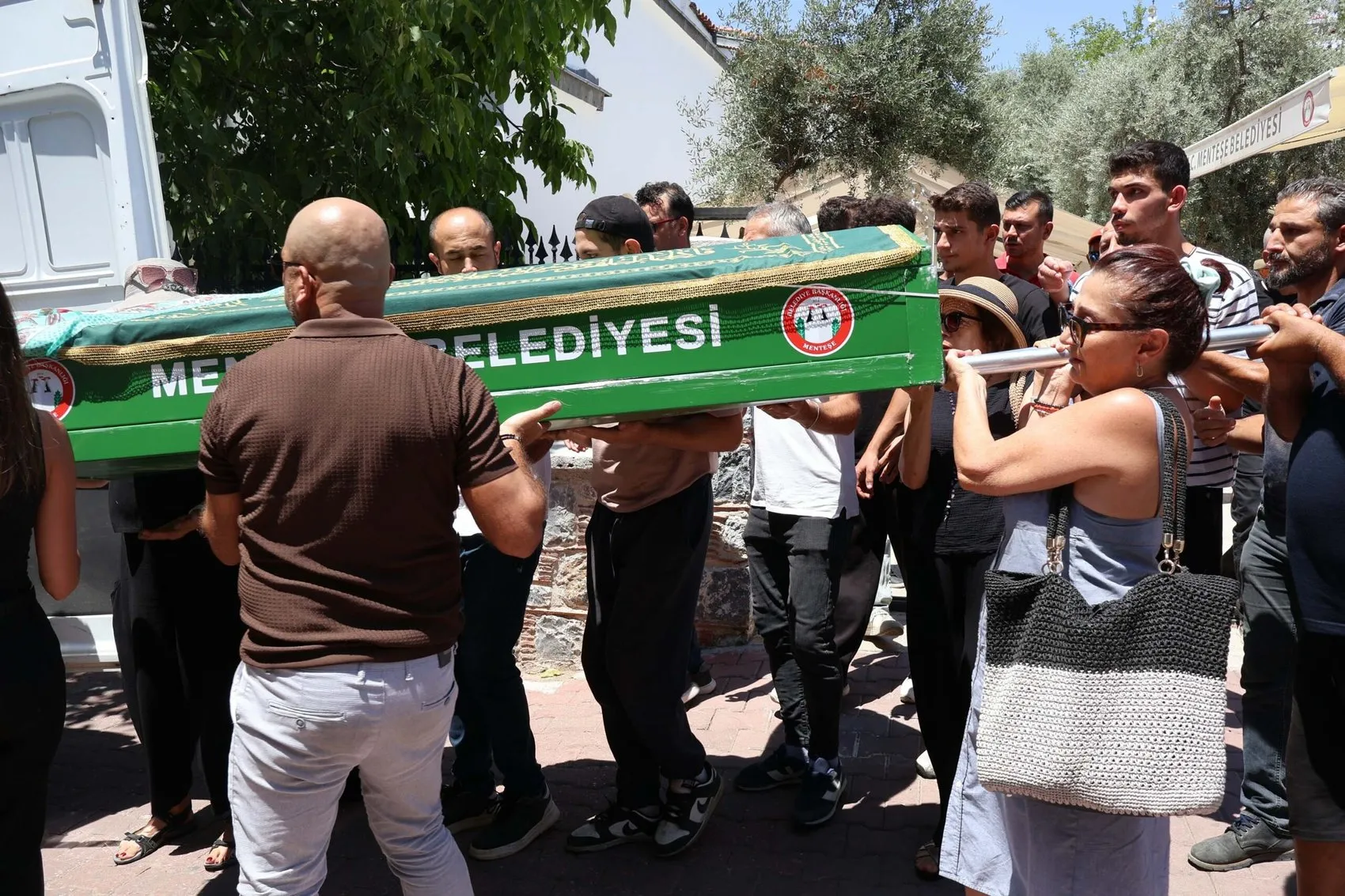 Muğla’da kadın cinayeti Sevil Işıktekin son yolculuğuna uğurlandı