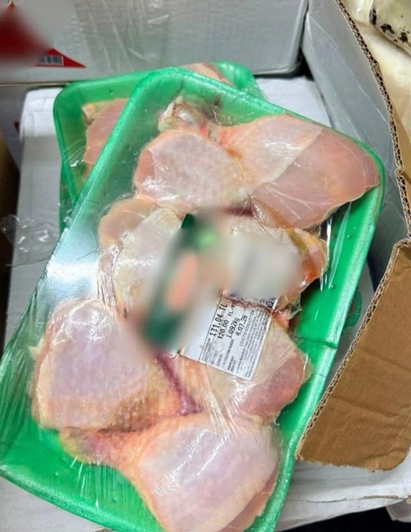 Bodrum’da bir işletmede tonlarca bozuk gıda ele geçirildi