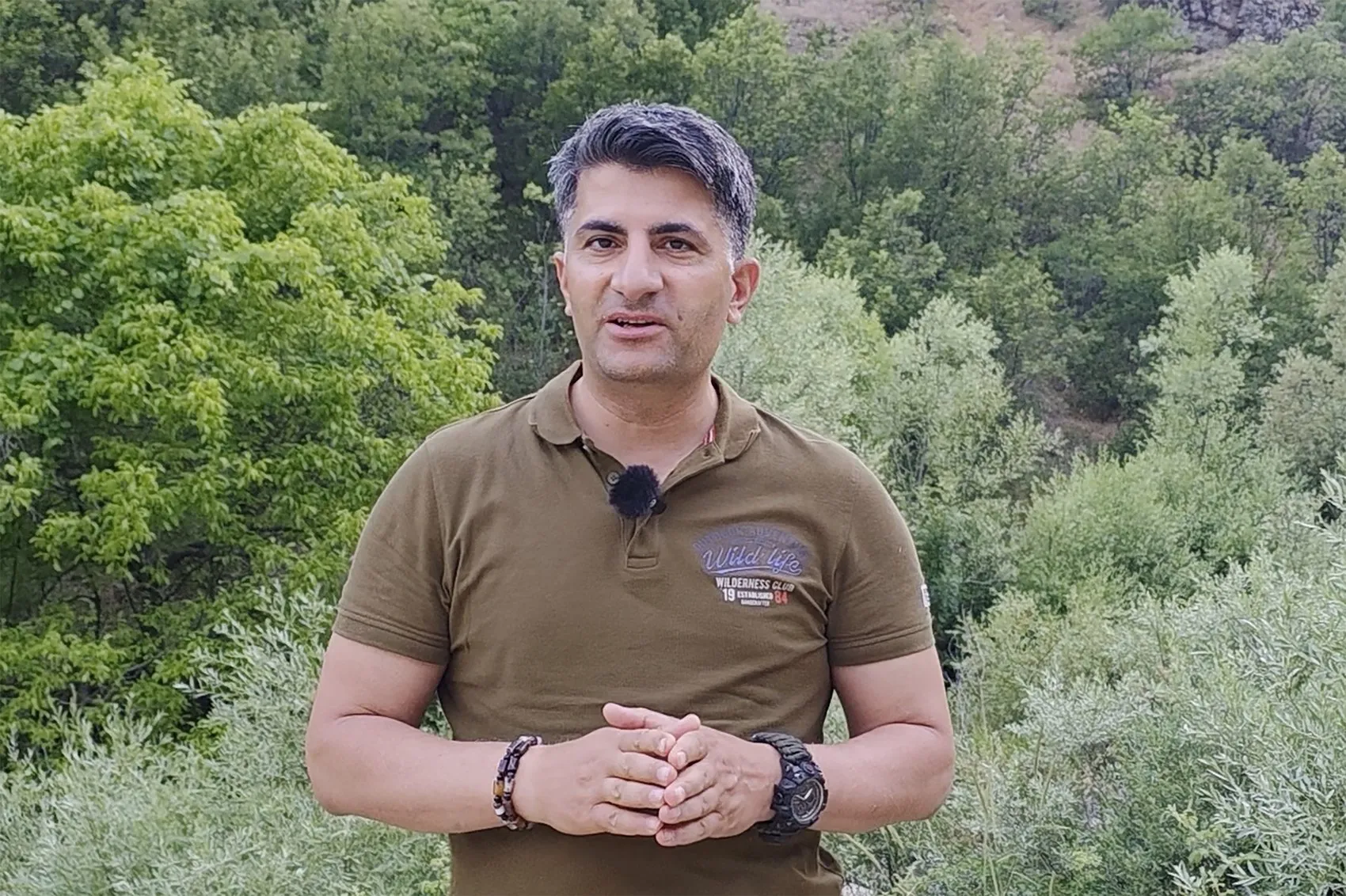 Bitlis Hizan doğa tutkunlarını sincaplarla karşılıyor