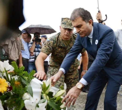 Ömer Çelikten Srebrenitsa mesajı