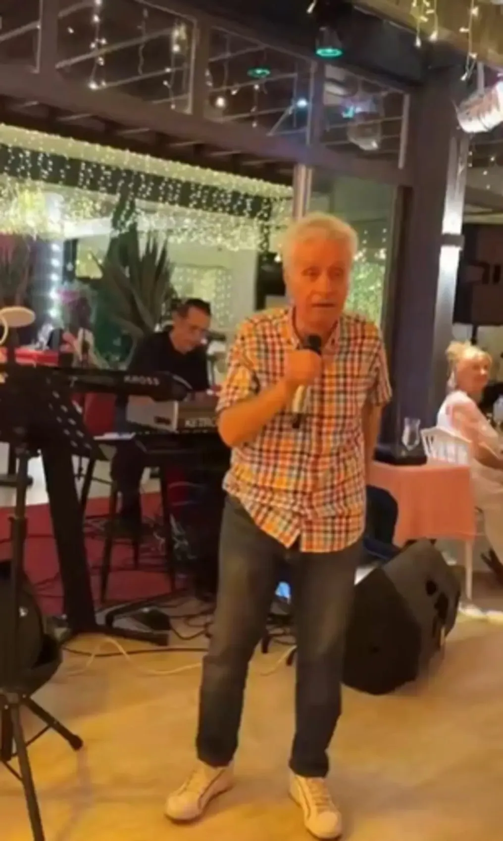 84 yaşındaki Zekai Tunca yeniden sahne aldı! Son hali gündem oldu 2