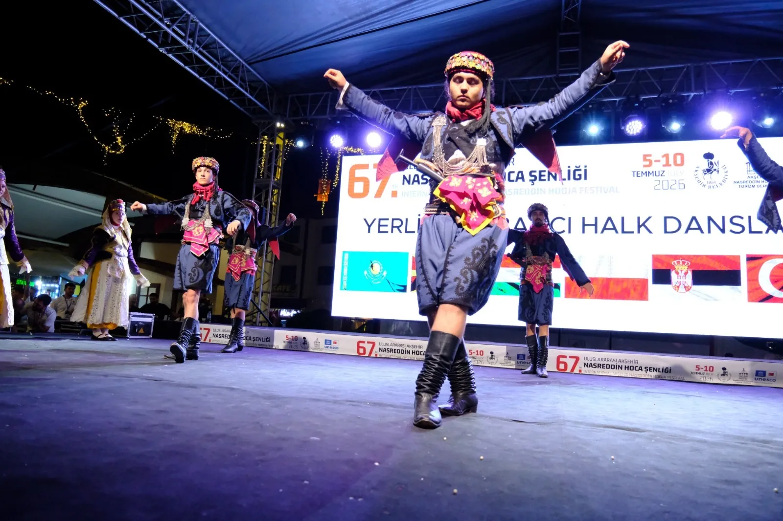 Akşehir Nasreddin Hoca şenlikleri Buray konseriyle final yaptı
