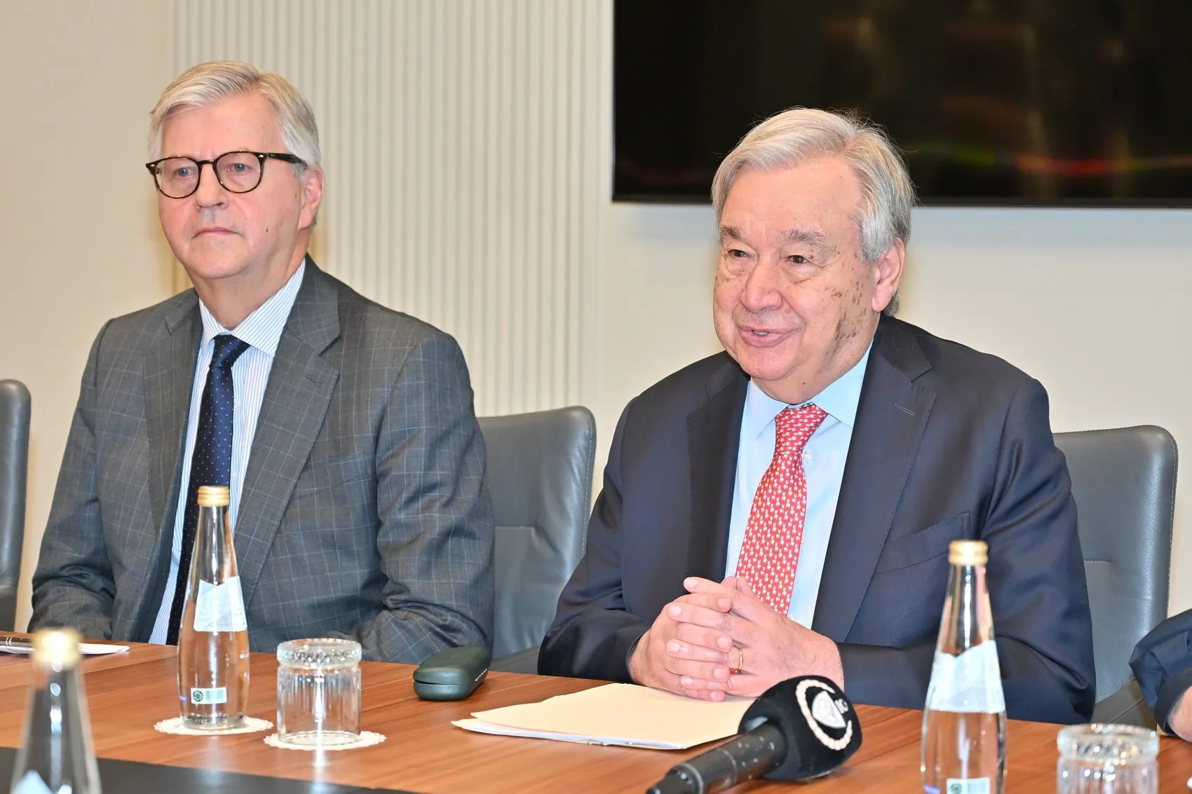 Guterres Ada'da Kıbrıs için yeni bir yol mu aranıyor?