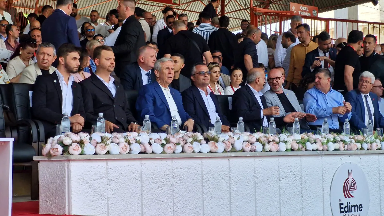 Ali Koç ve Mansur Yavaş Kırkpınar er meydanında buluştu