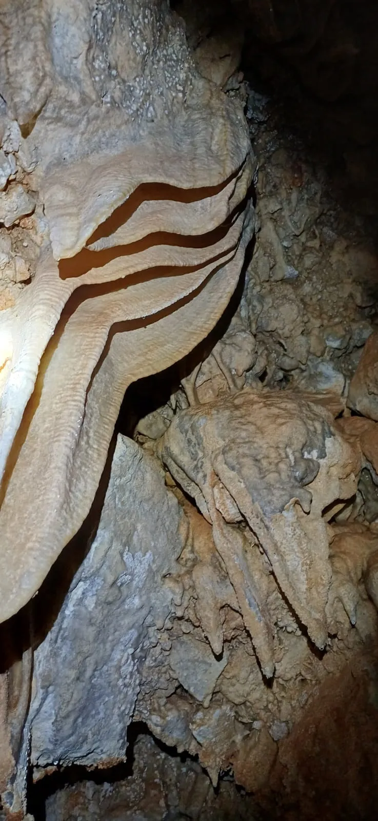 Antalya Konyaaltı’nda gizli bir yeraltı dünyası bulundu