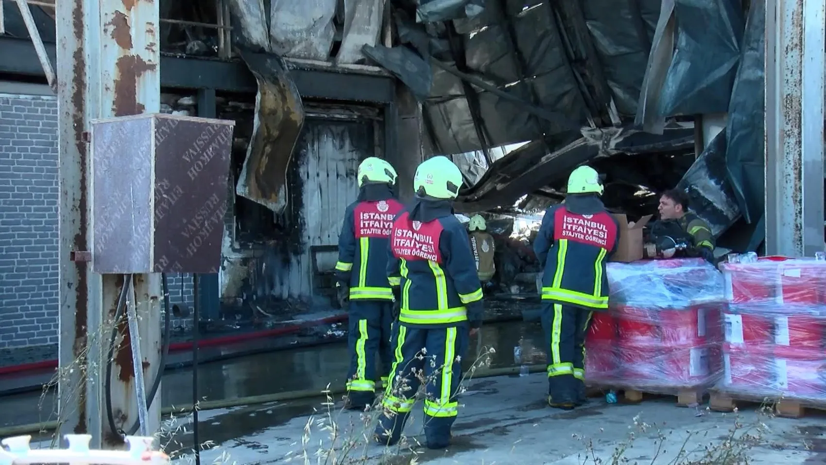 Çatalca’da kimyasal tesis alevlere teslim oldu