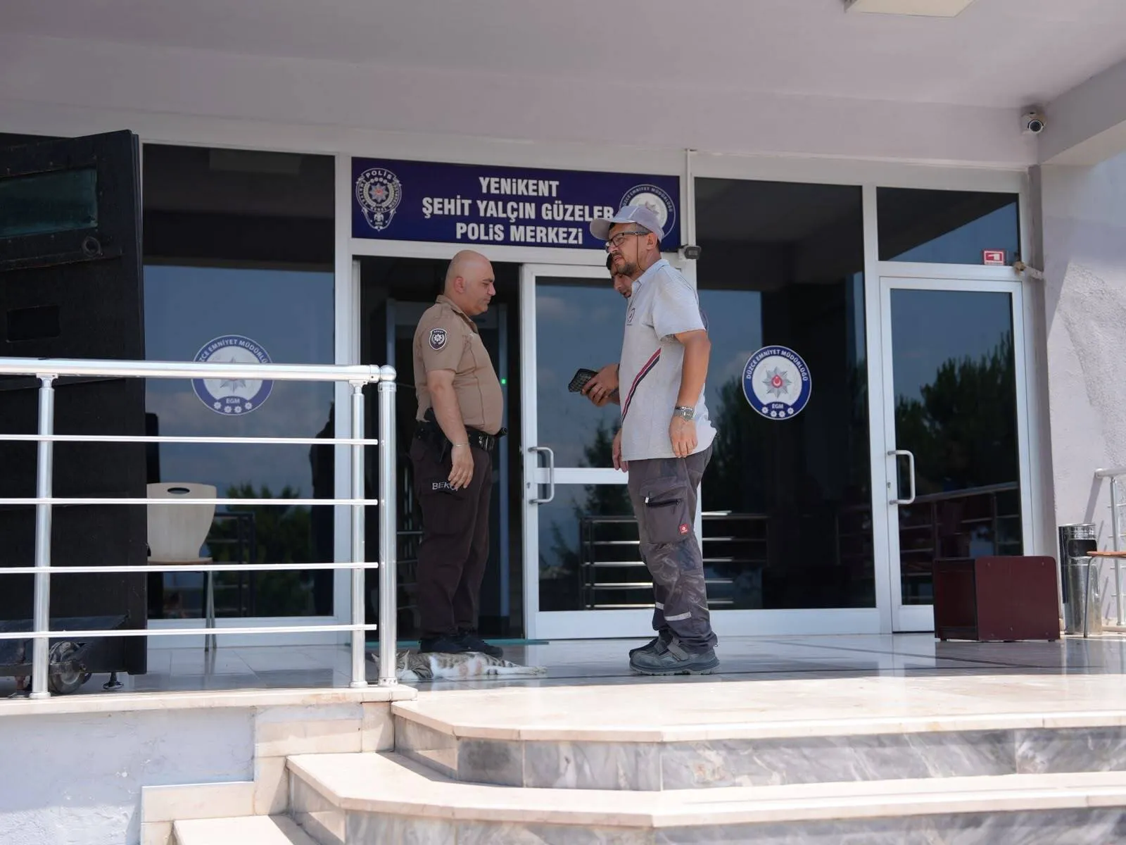 Düzce'de temizlik işçisi servet değerinde altın buldu