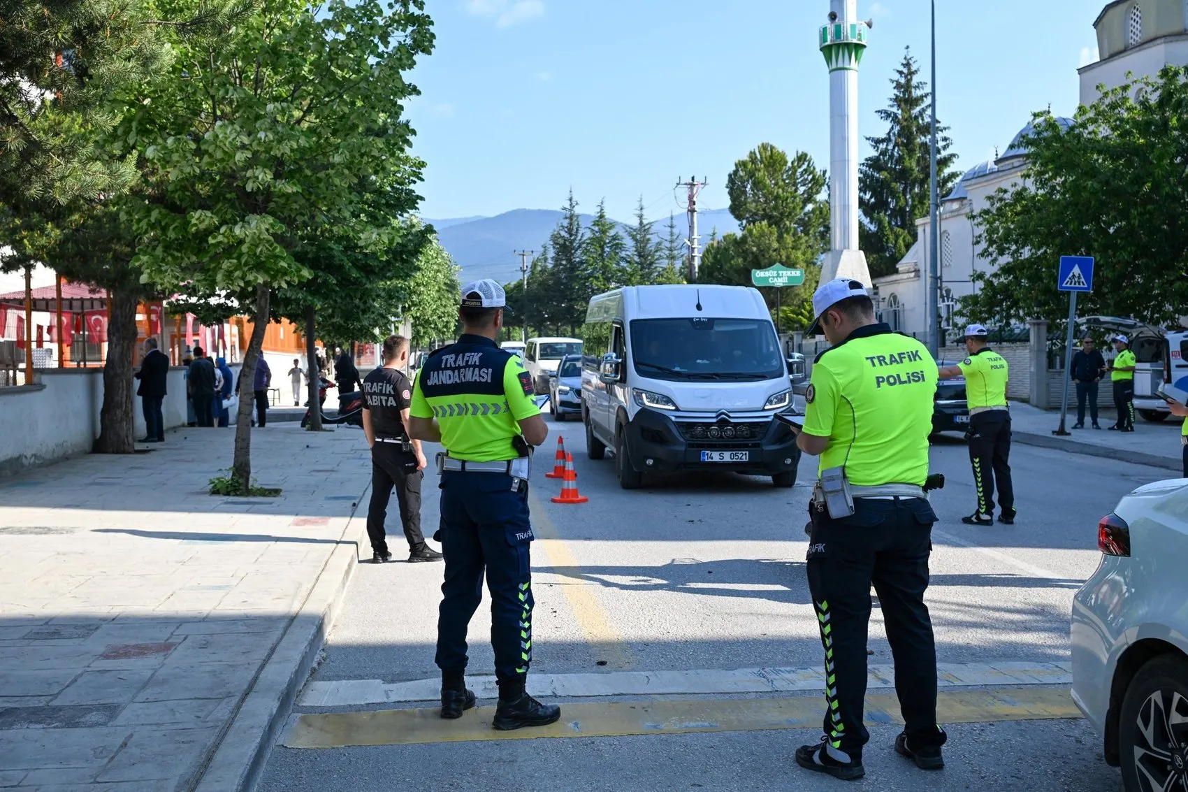 Bolu yollarında denetim fırtınası Binlerce sürücüye ceza yağdı