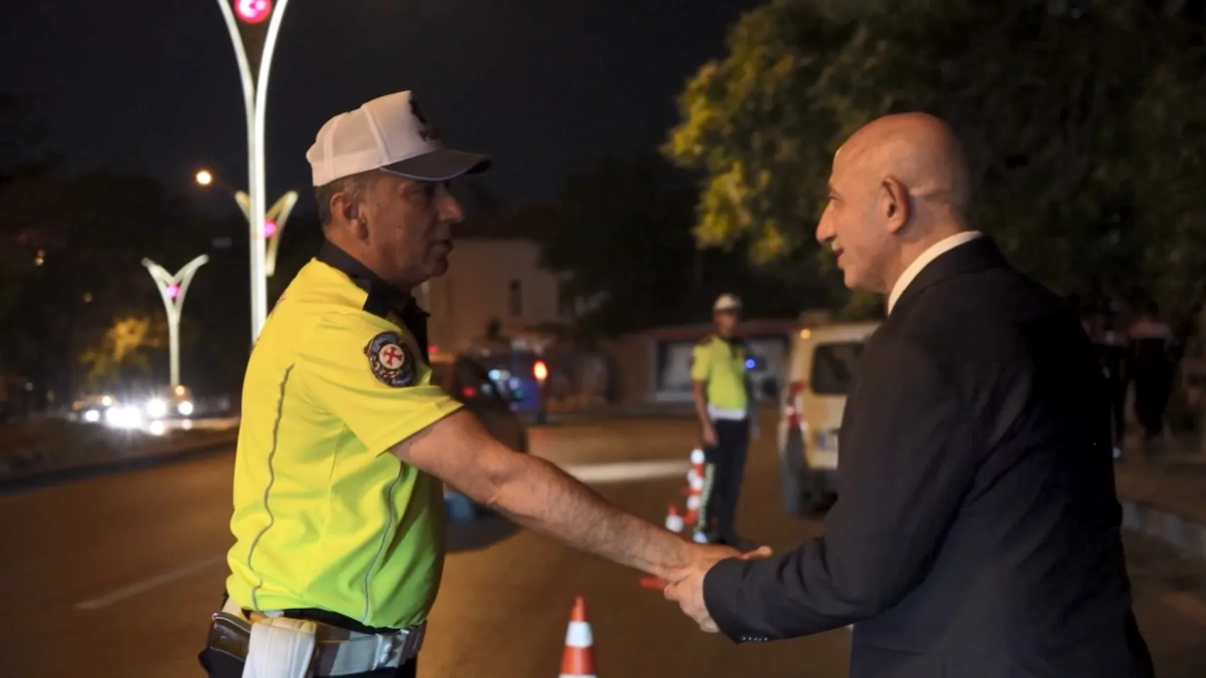 Ankara polisi NATO zirvesi öncesi şehri didik didik aradı
