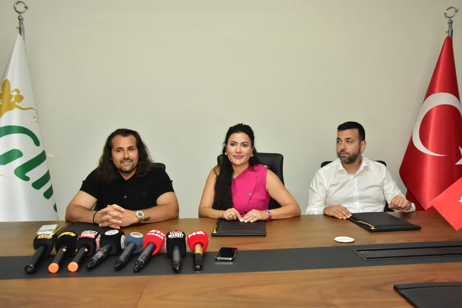 Manisa Basket Avrupa sahnesine dev transferlerle çıkıyor