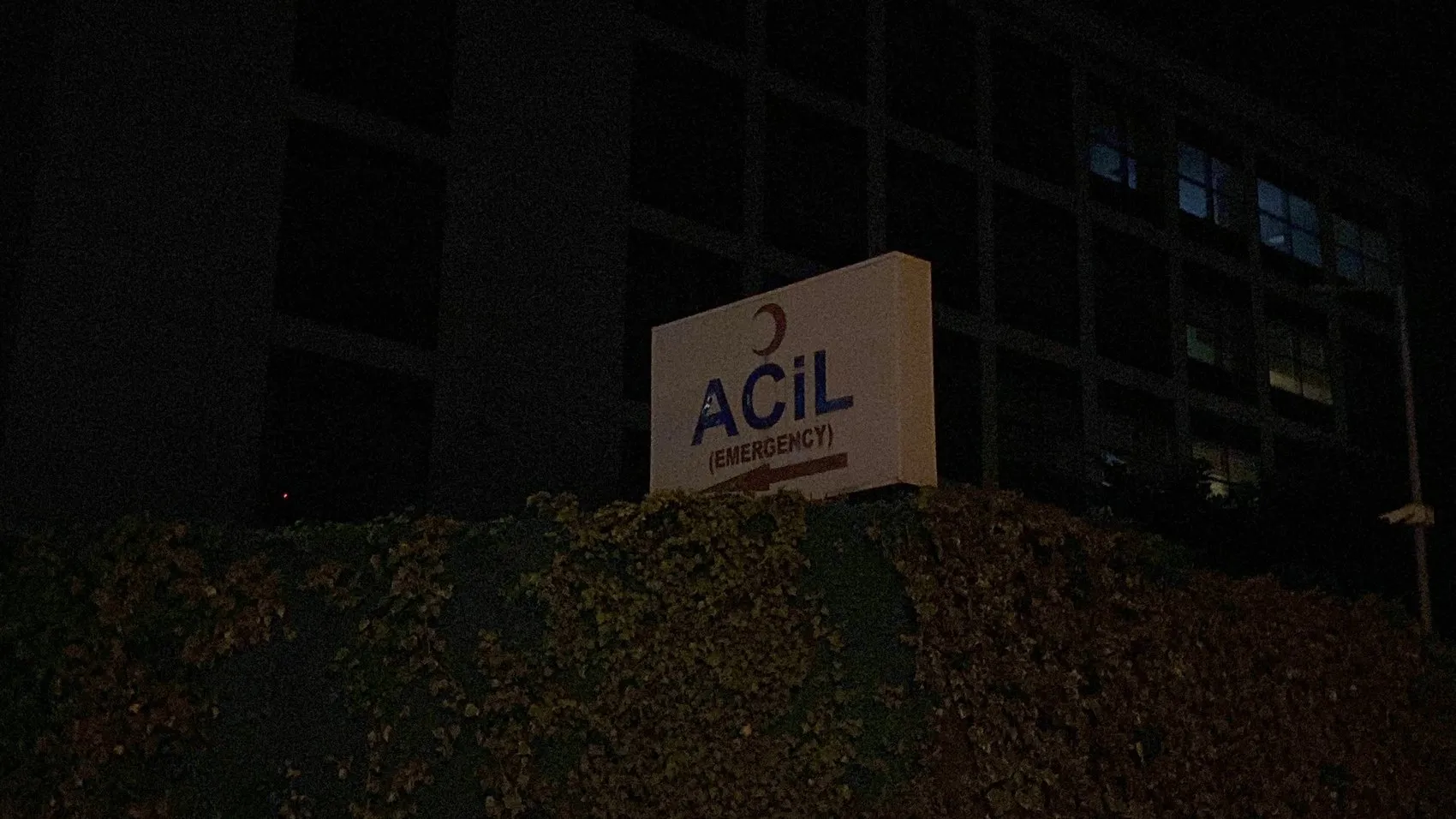 Samsun Ruh Sağlığı Hastanesi acil servisine mermi isabet etti