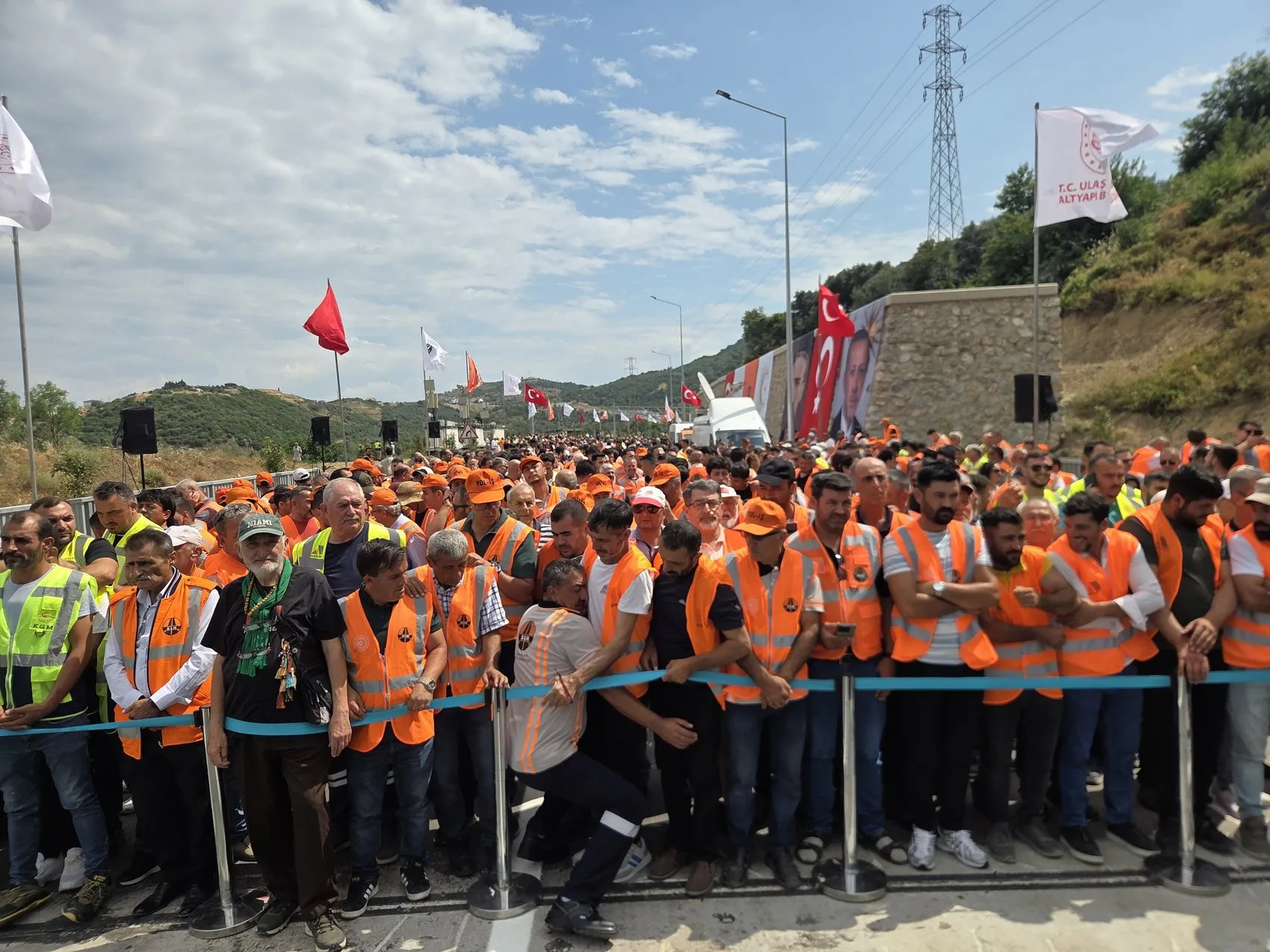 Yalova ve Armutlu arasında yolculuk yarı yarıya kısalıyor