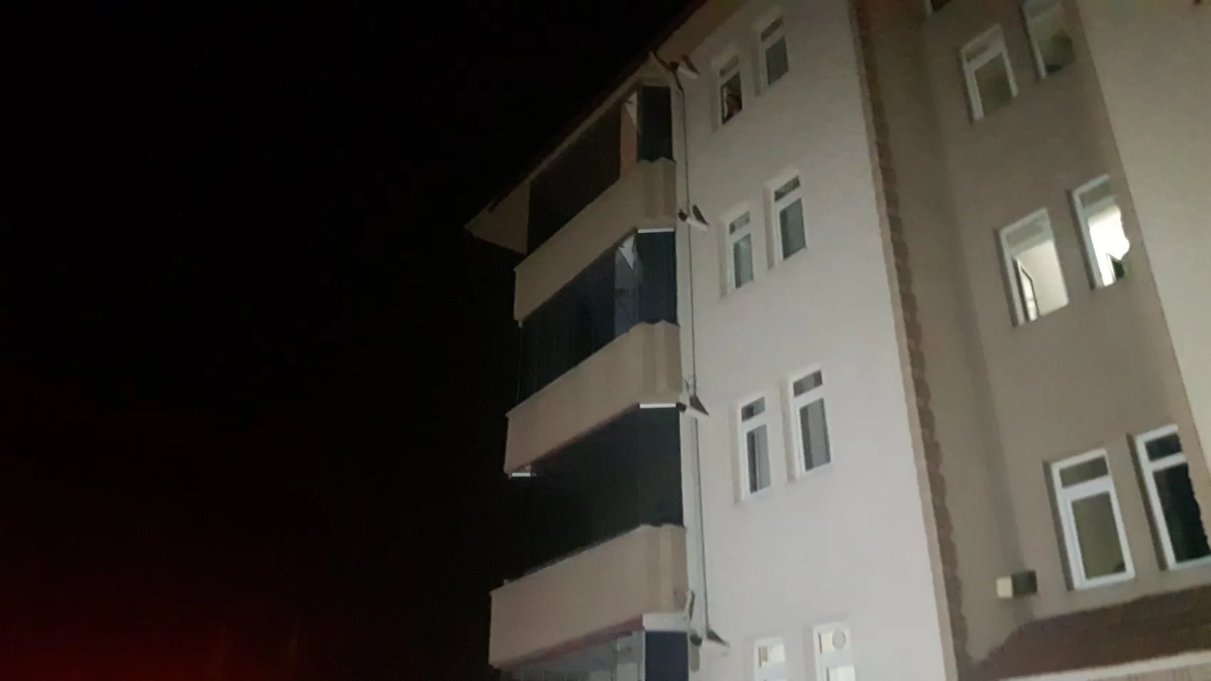 Karabük'te balkondan düşen yaşlı adam hayatını kaybetti