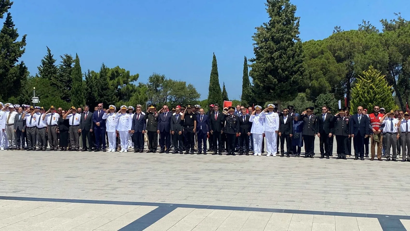 Çanakkale Şehitler Abidesi’nde 15 Temmuz için bir araya gelindi