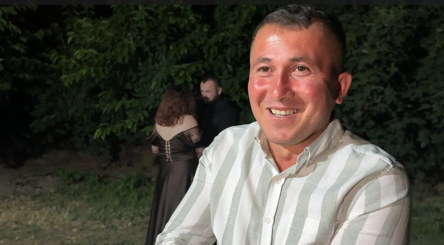 Tokatlı besicinin kene mesaisi nişan törenine kadar sürdü