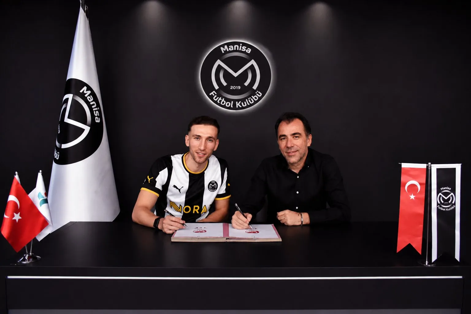 Manisa FK kadrosunu beş yeni isimle güçlendirdi