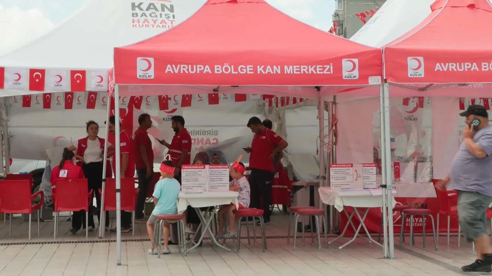 Bağcılar meydanında üç günlük kan seferberliği başladı