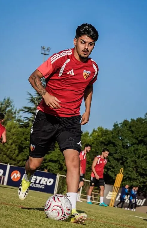 Kayserispor yeni sezon hazırlıklarına tesislerinde hız kesmeden devam ediyor