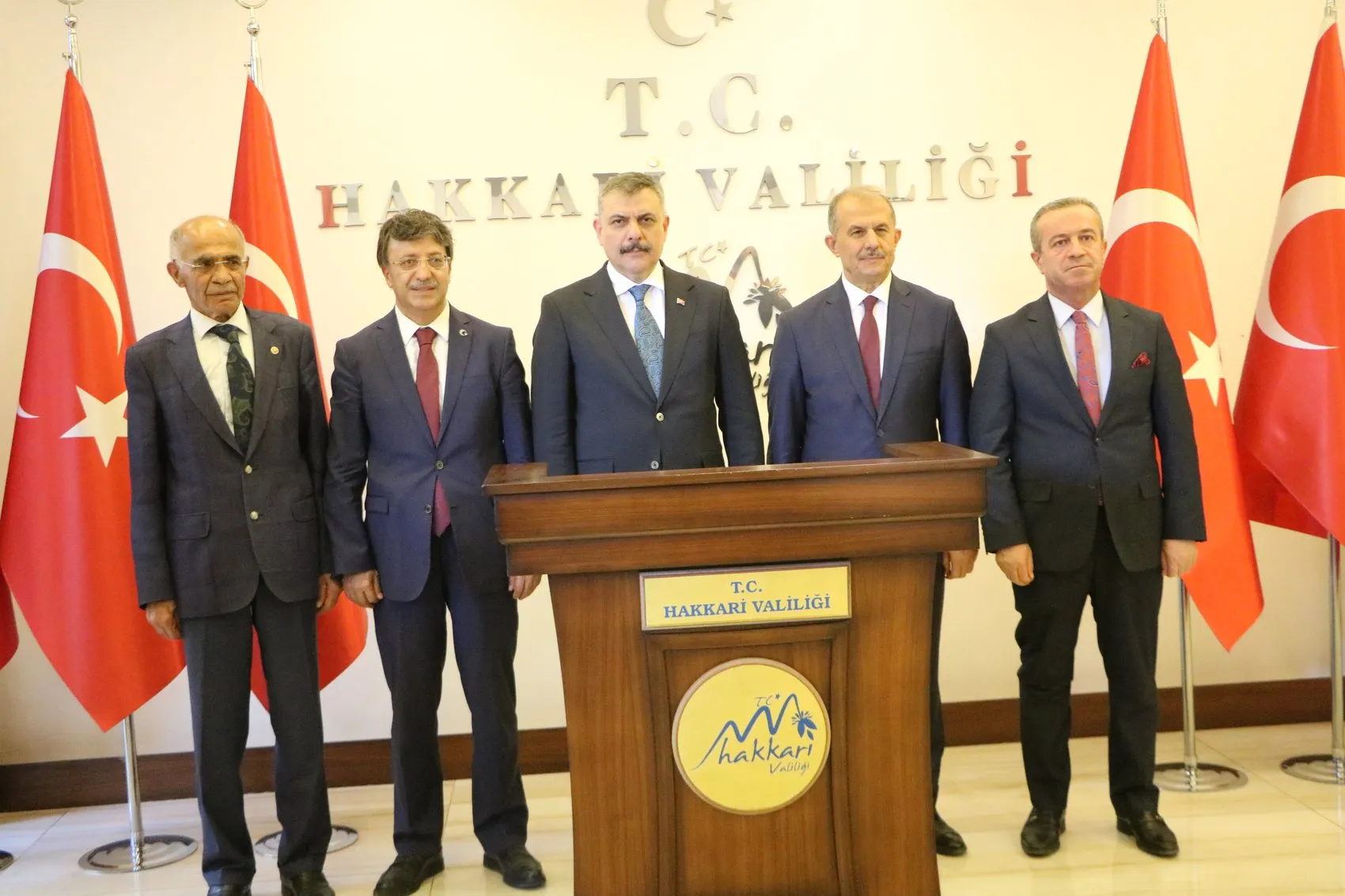 Bakan Çiftçi Hakkari saha mesaisini tamamladı