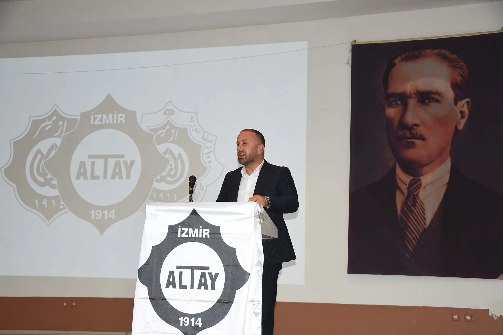 Altay'da başkan krizi 112 yıllık kulüpte yolun sonu mu?