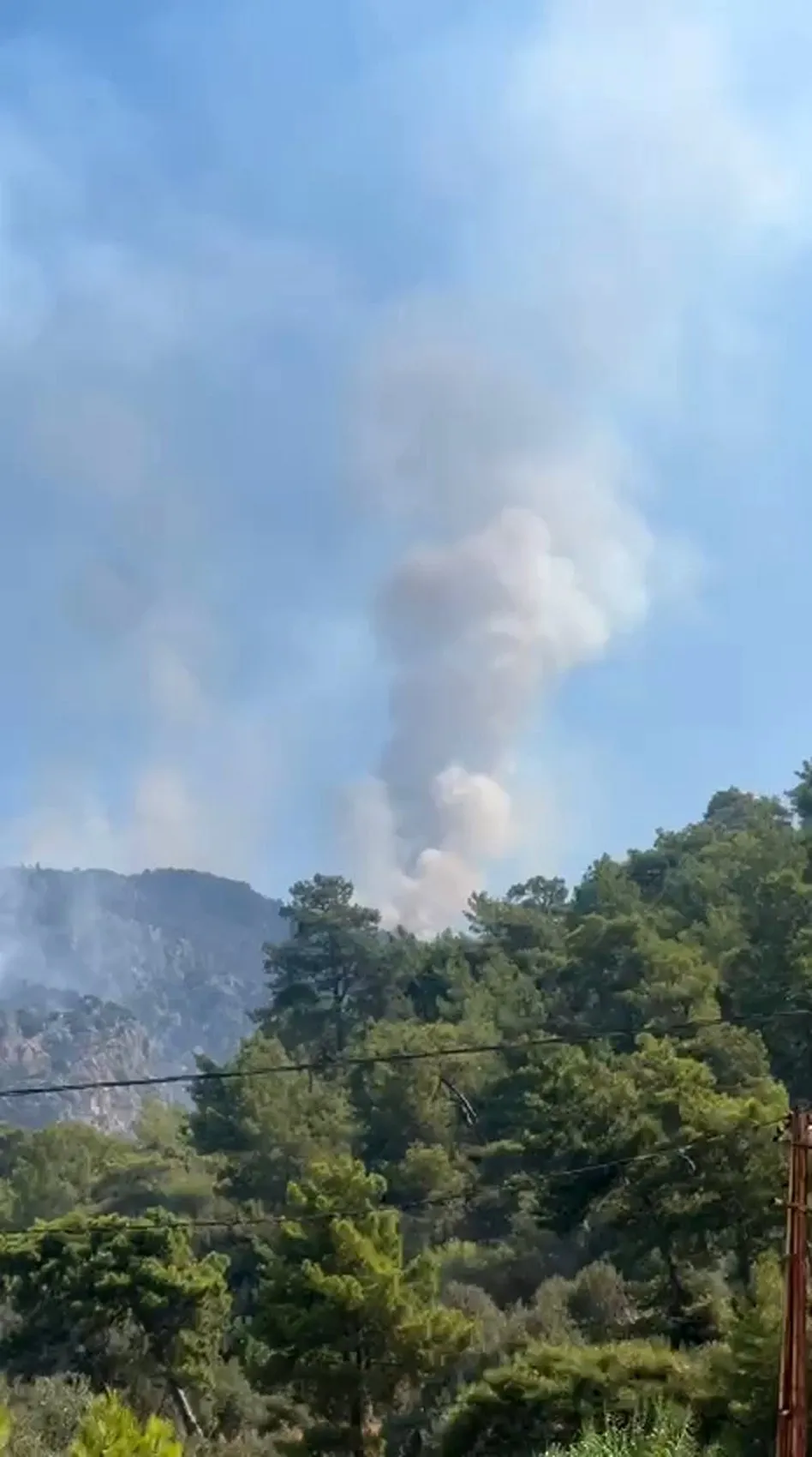 Antalya Kaş'ta orman yangını ile mücadele ikinci gününde
