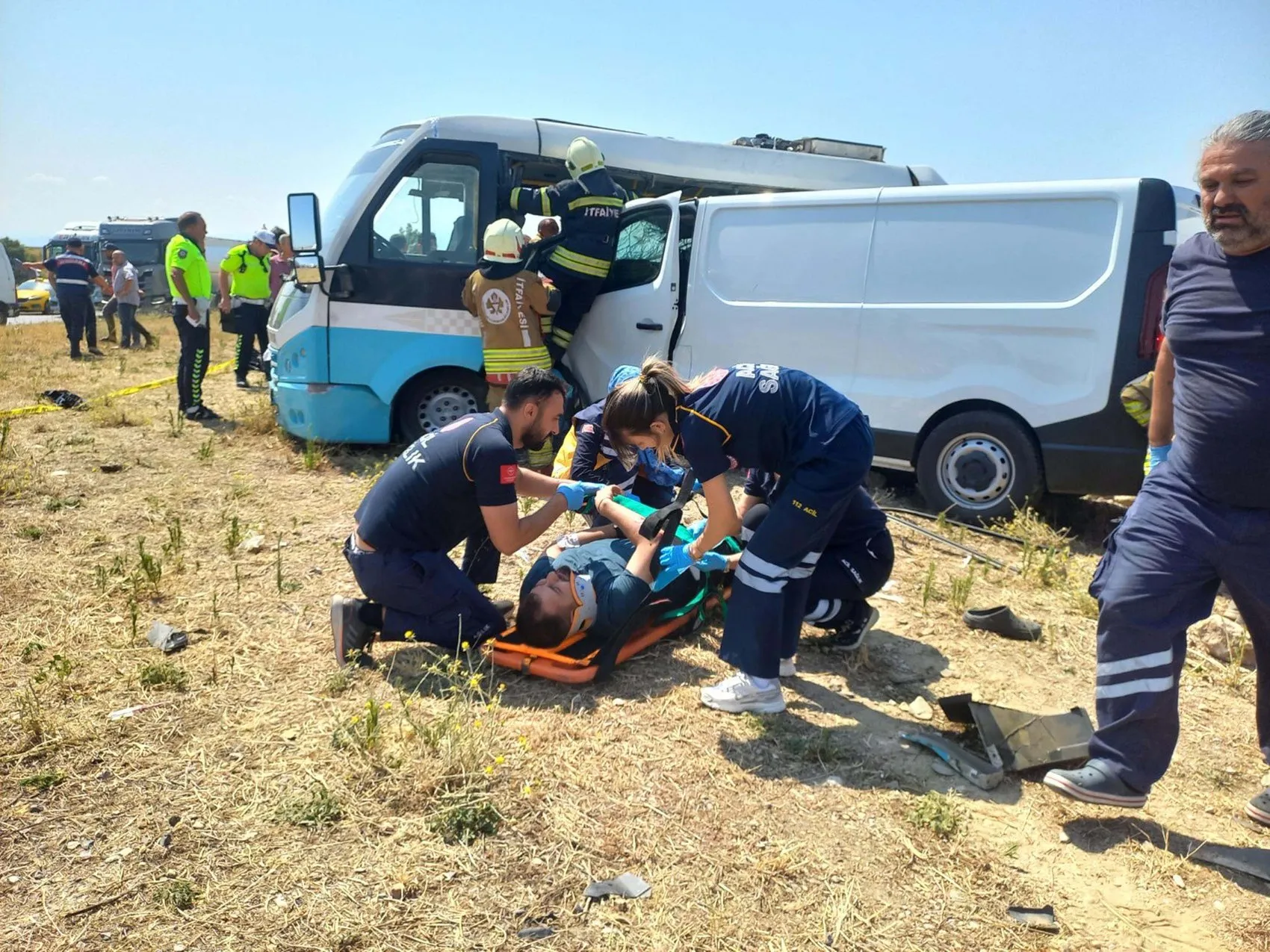 Manisa'da minibüs kazasında acı haber Can kaybı ikiye yükseldi